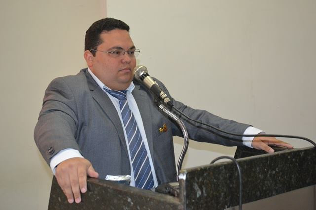 Vereador cobra UTI Neonatal no Hospital Regional de Picos