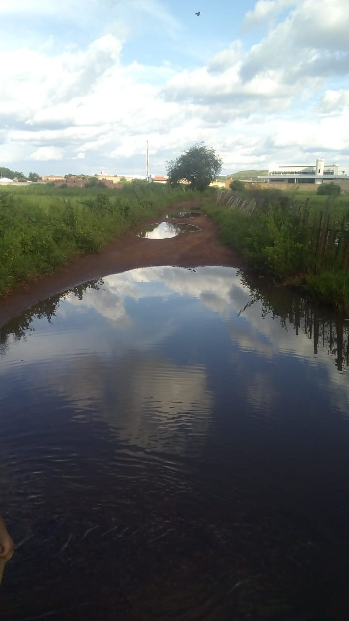 Vereador Zé Luís solicita melhoria de acesso para o bairro Catavento