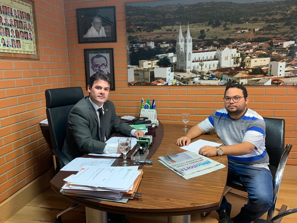 Vereador Afonsinho protocola doação de terreno para construção de creche em Picos