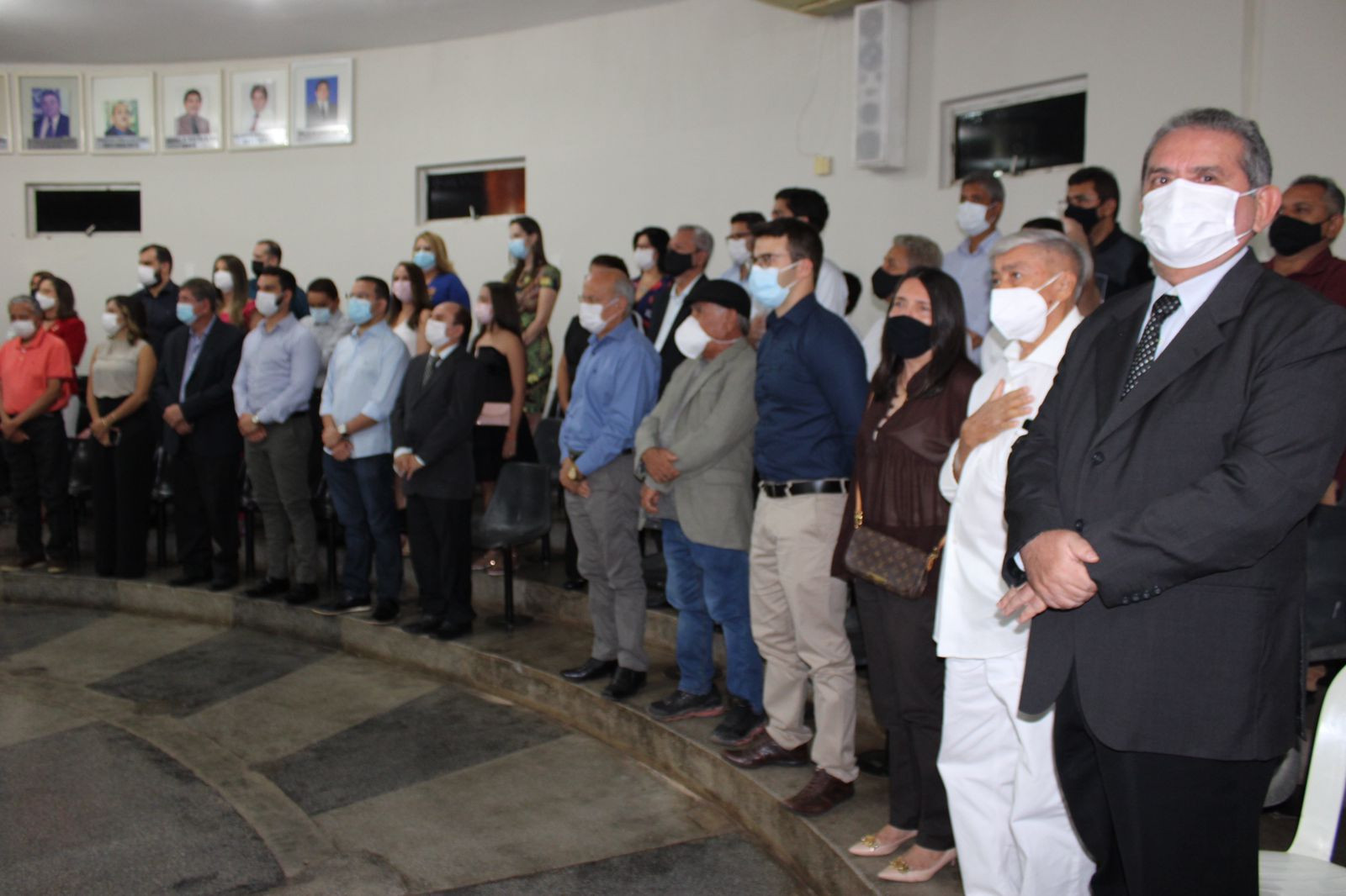 Câmara de Vereadores homenageia Médicos picoenses